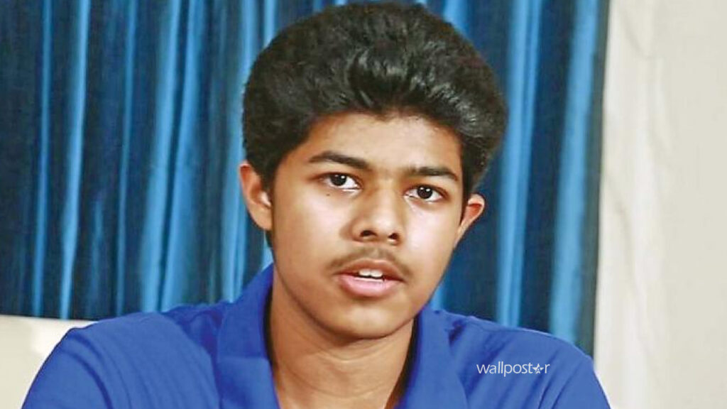 Kollywood hero in search of script for his son's debut?