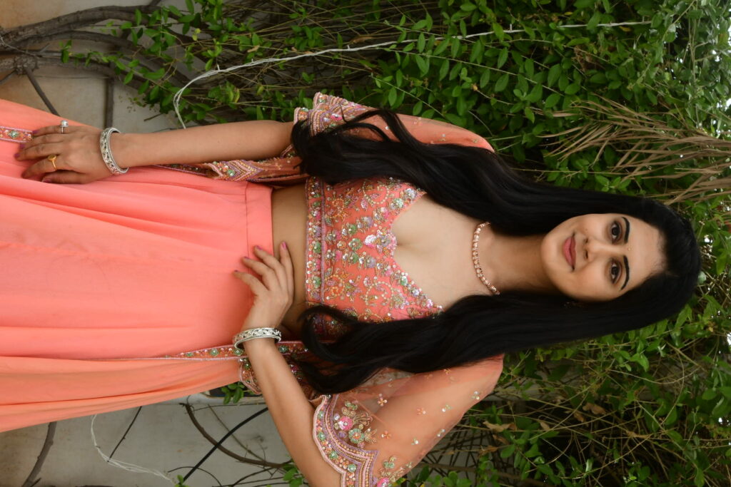 Chor Bazaar's Actress Gehna Sippy latest Clicks...