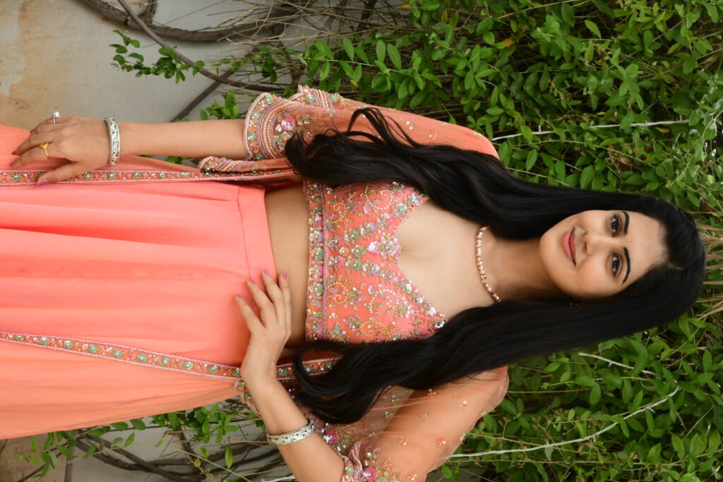 Chor Bazaar's Actress Gehna Sippy latest Clicks...