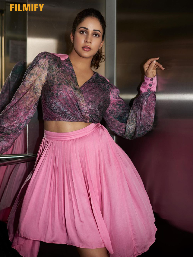 Lavanya Tripathi is stunning in a pink dress