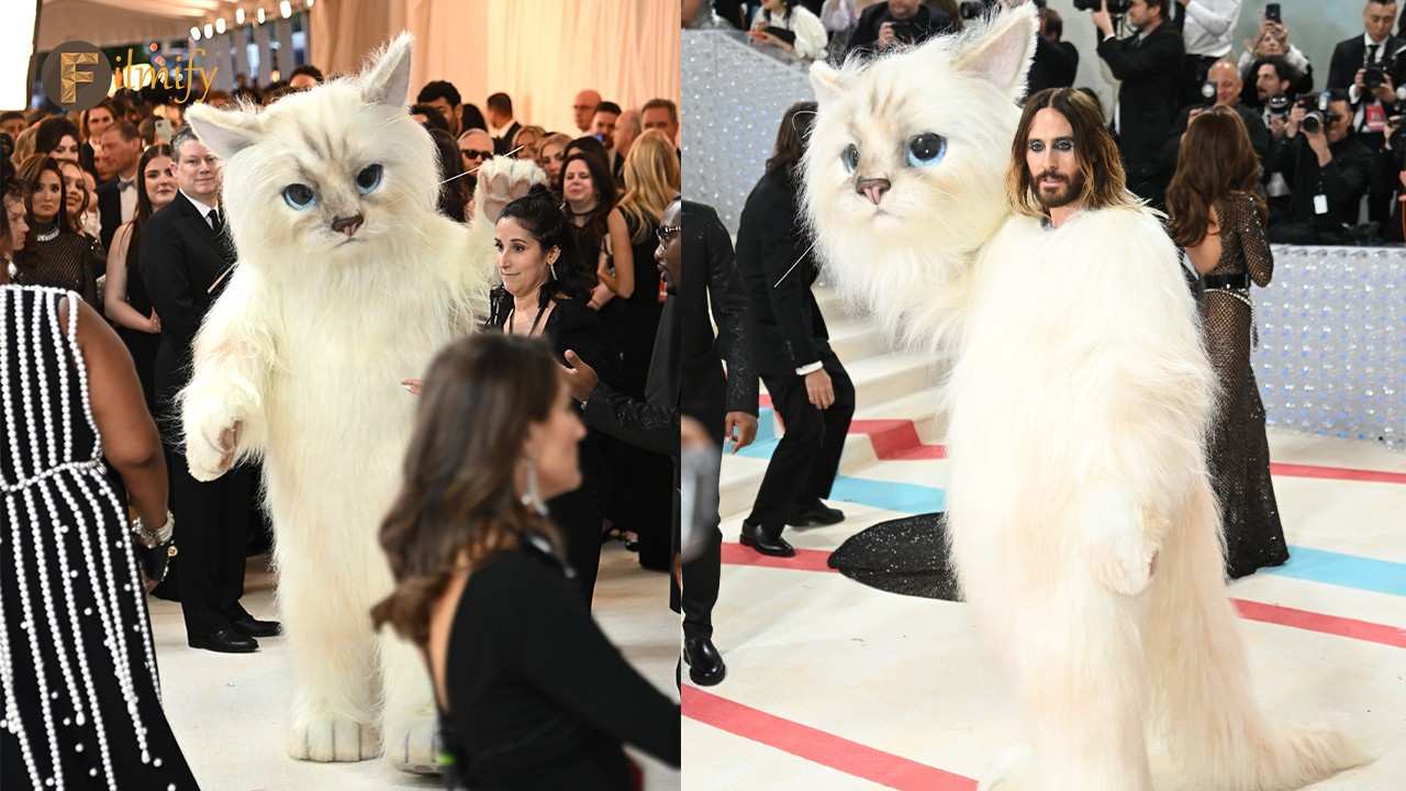 Jared Leto turned himself into a cat at Met