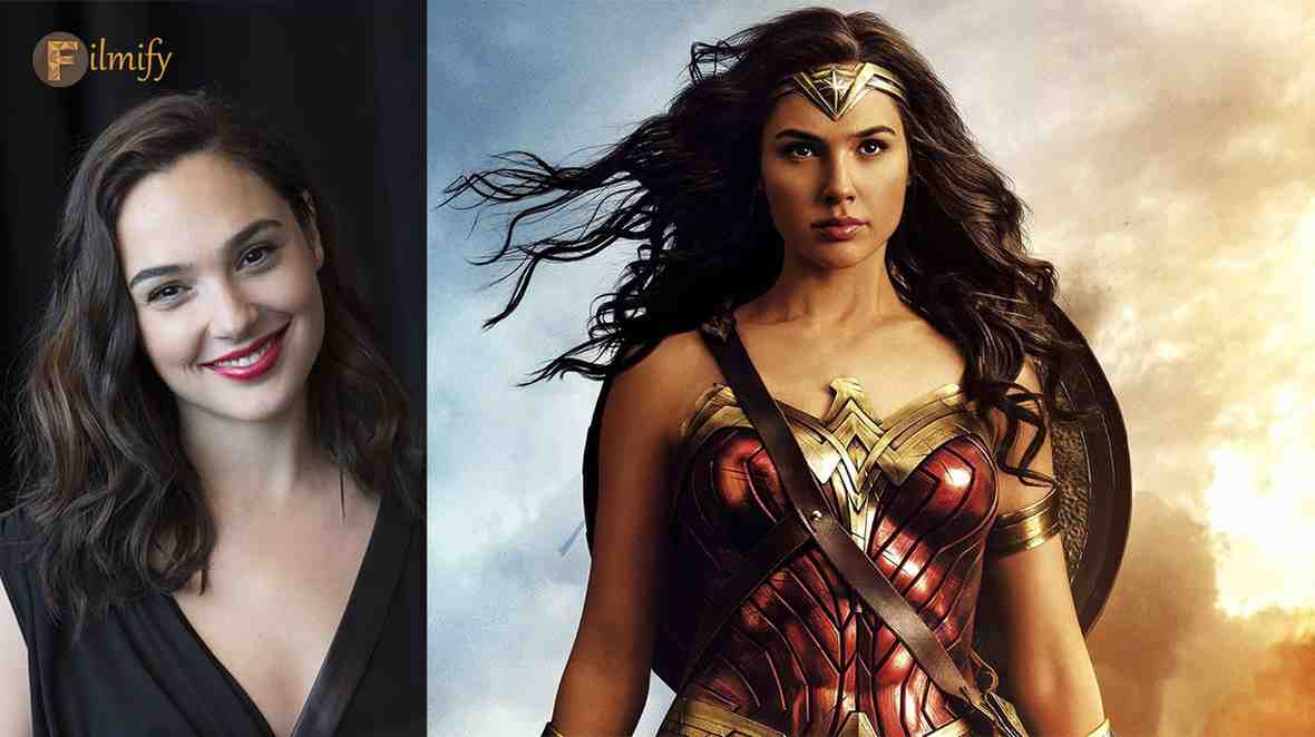 Gal Gadot suffers from Impostor Syndrome. The 'Wonder Woman' star admits that every time she acts she doubts herself and worries no one will like what she's doing.