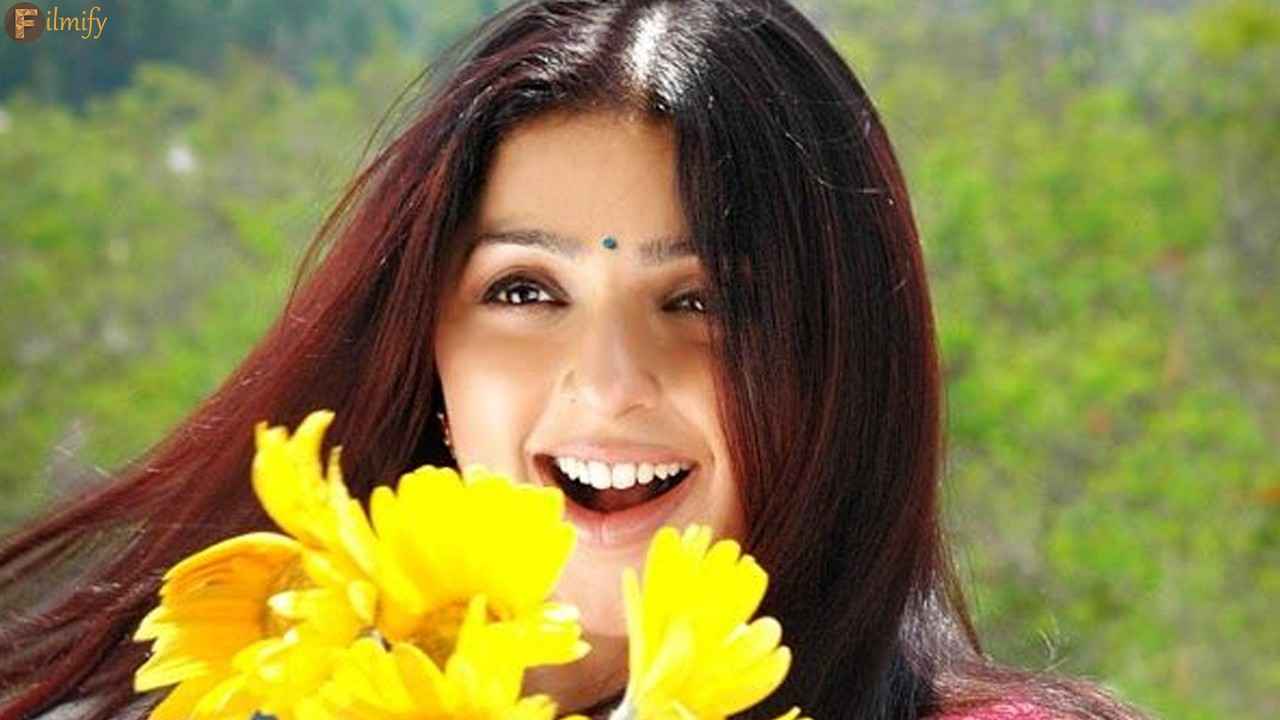 Bhumika Chawla turns 45 today, what are her upcoming projects? Read to know.