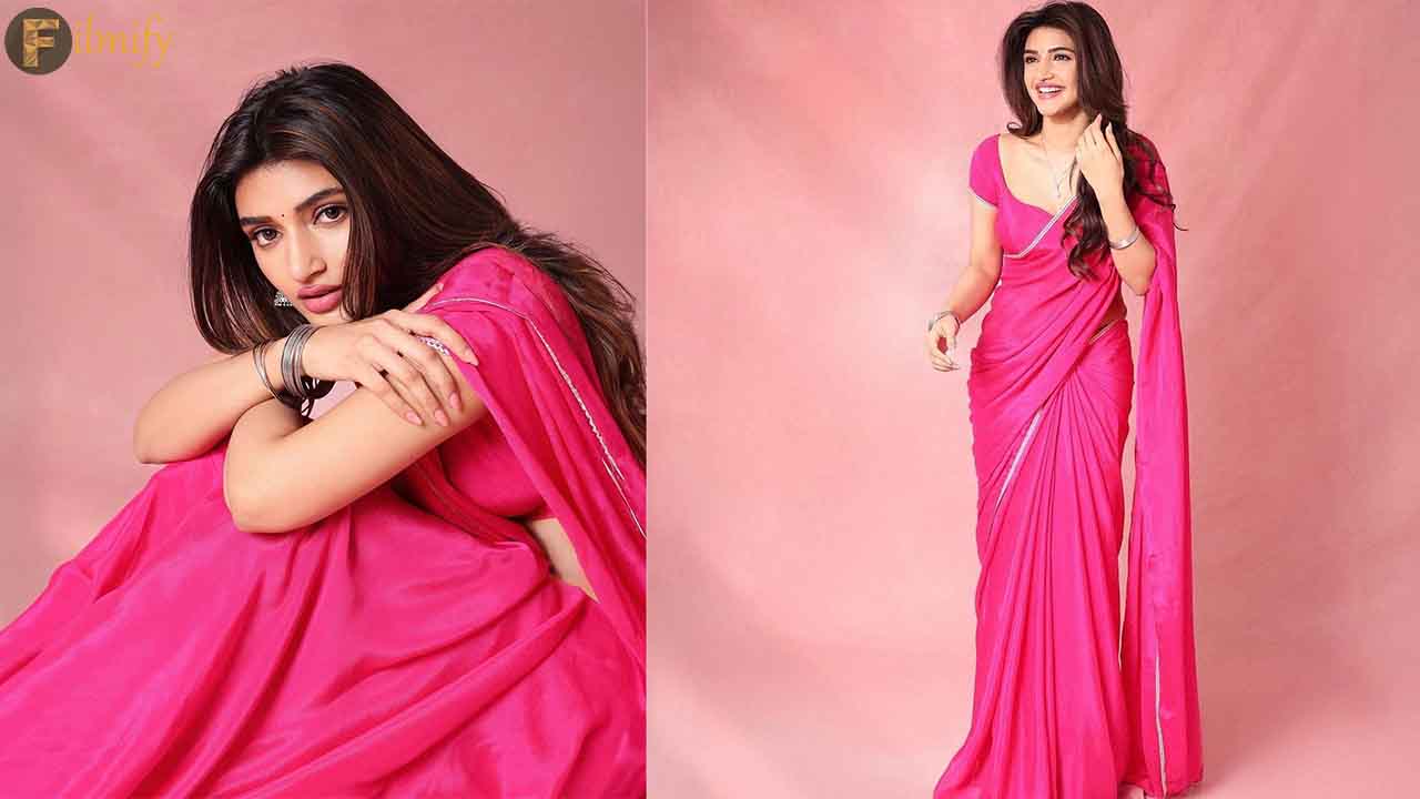 Sreeleela mesmerises us in this beautiful Pink saree!!