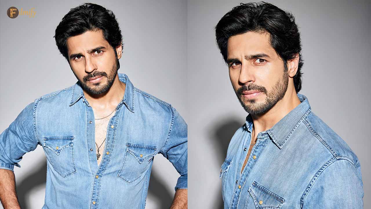 Sidhardh Malhotra's shocking response for a negative role in next film
