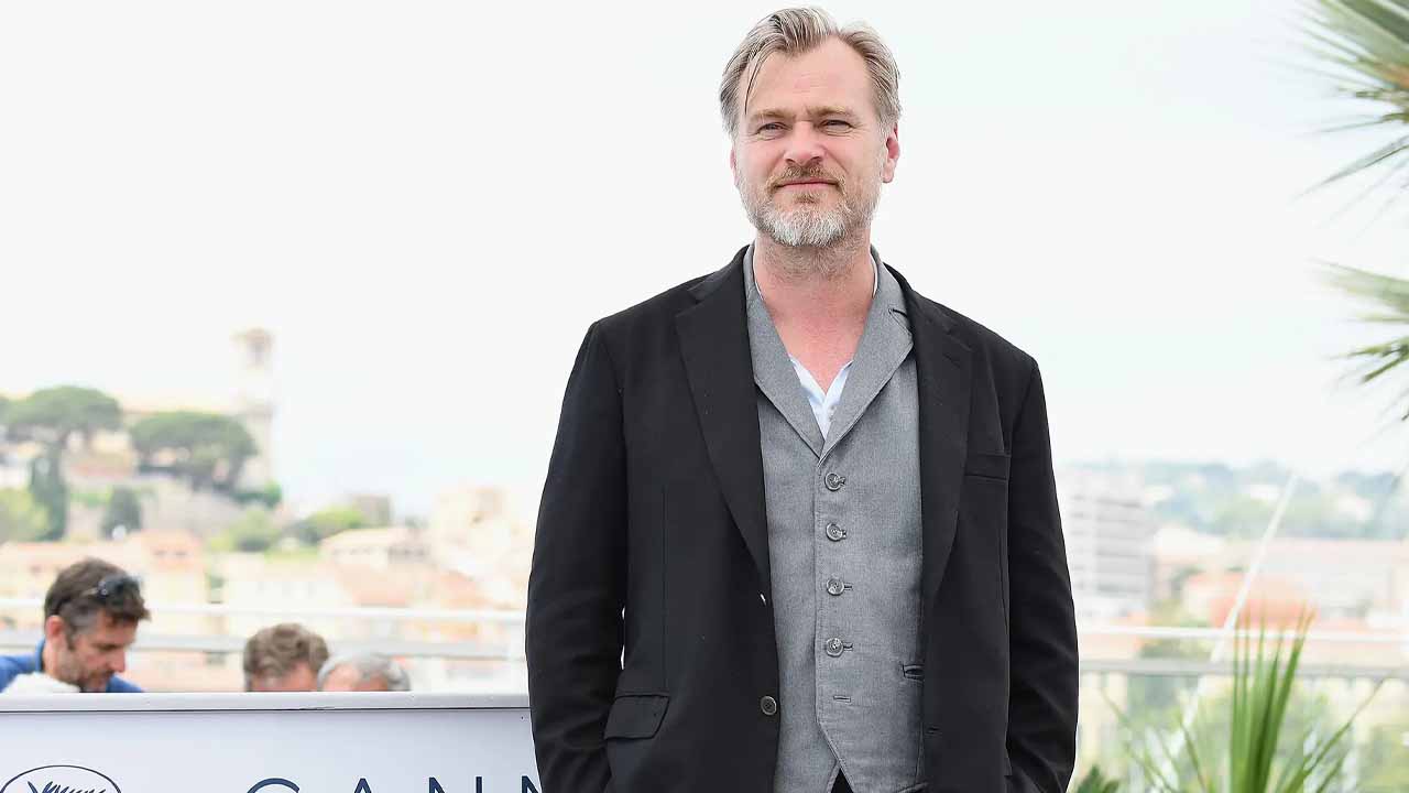 Christopher Nolan opens up on his responsibility to keep making large-scale movies with A-listers!