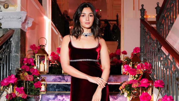 Alia Bhatt's jewellery at HOPE Gala leaves internet shocked