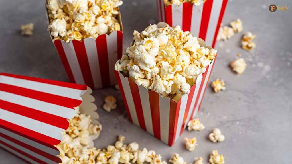 The Science Behind Why Popcorn Pops: A Fascinating Journey Inside the Microwave