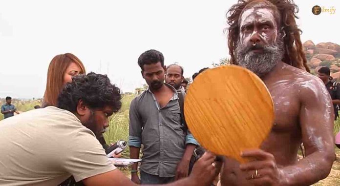 Thangalaan Makers Gift Chiyaan Vikram A Tributary Video